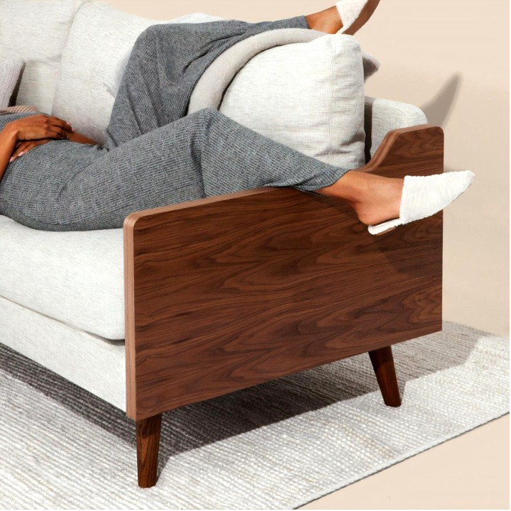 Bespoke robe interior layout